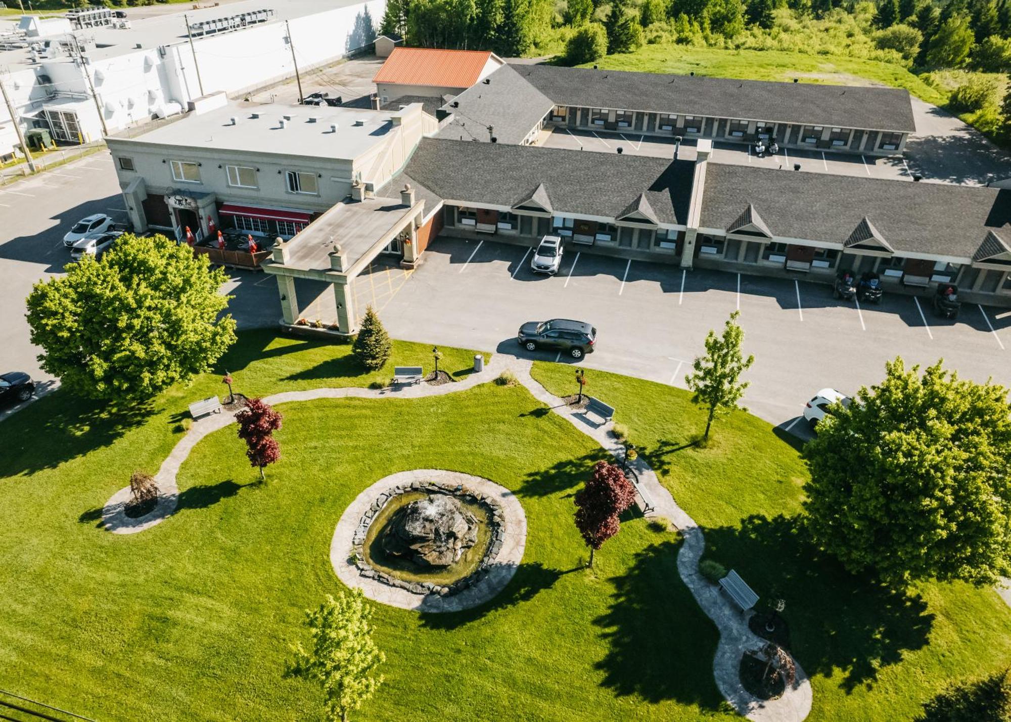Hotel Motel Le Quiet Lac-Mégantic Extérieur photo