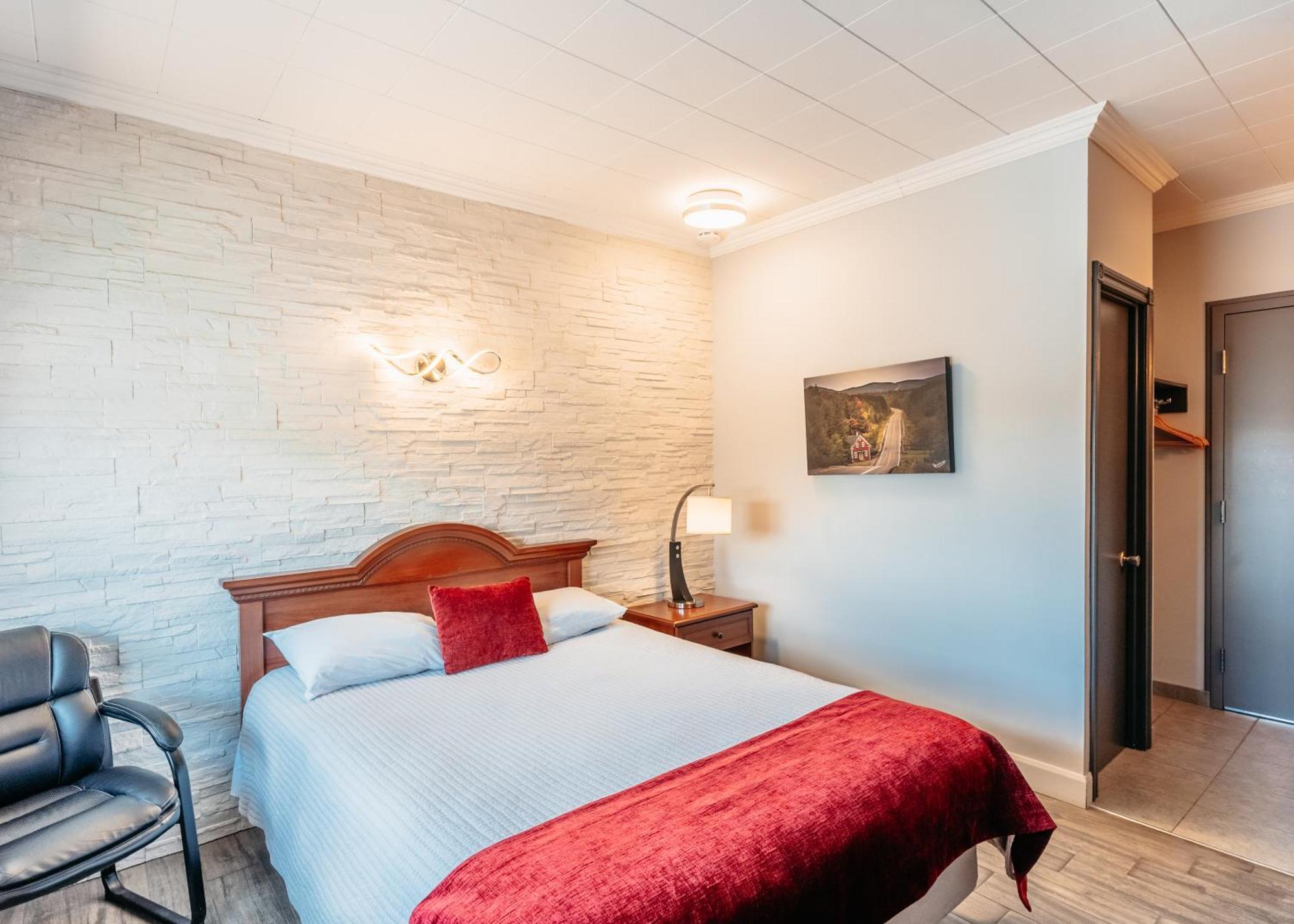 Hotel Motel Le Quiet Lac-Mégantic Extérieur photo
