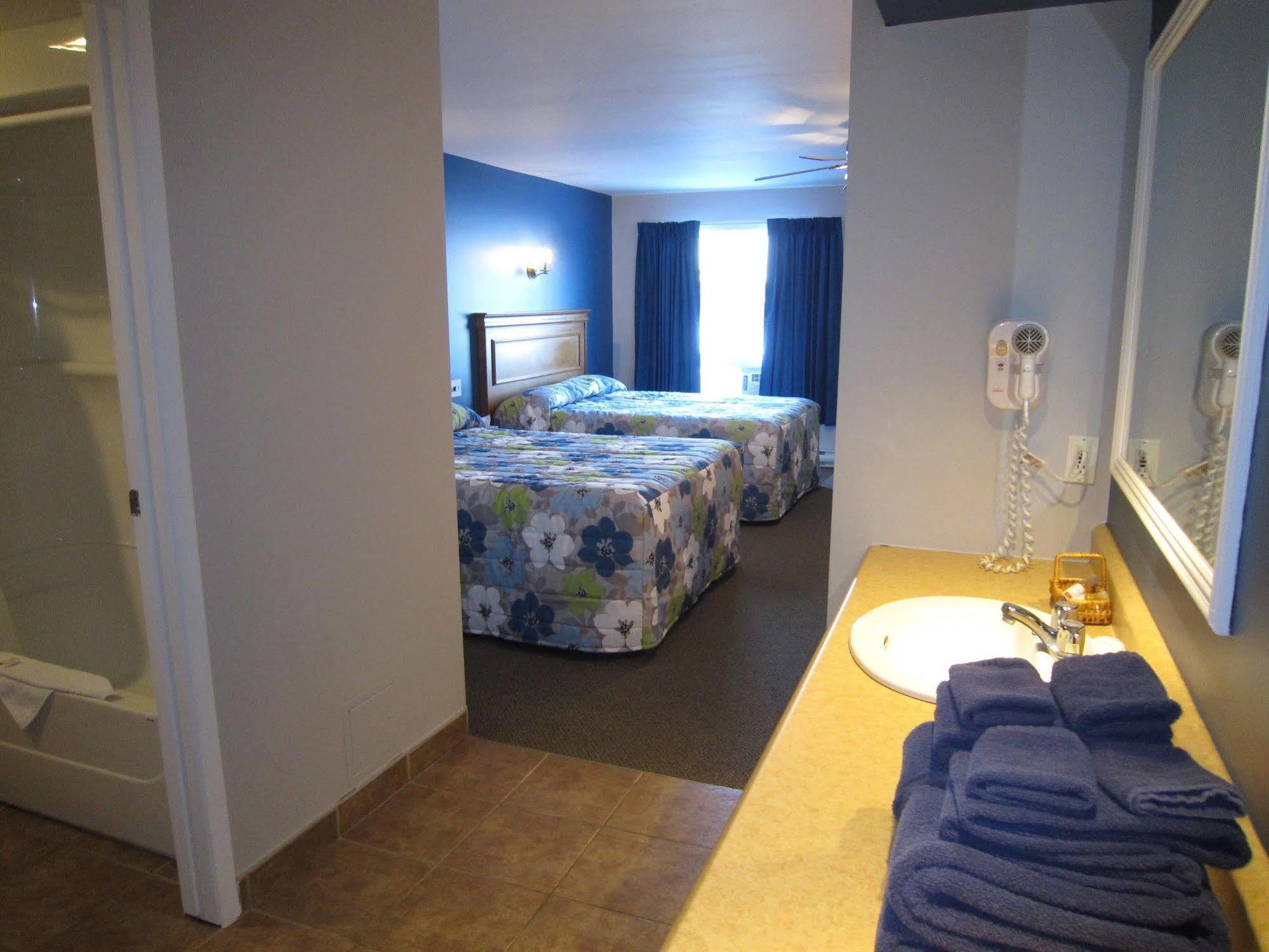 Hotel Motel Le Quiet Lac-Mégantic Extérieur photo
